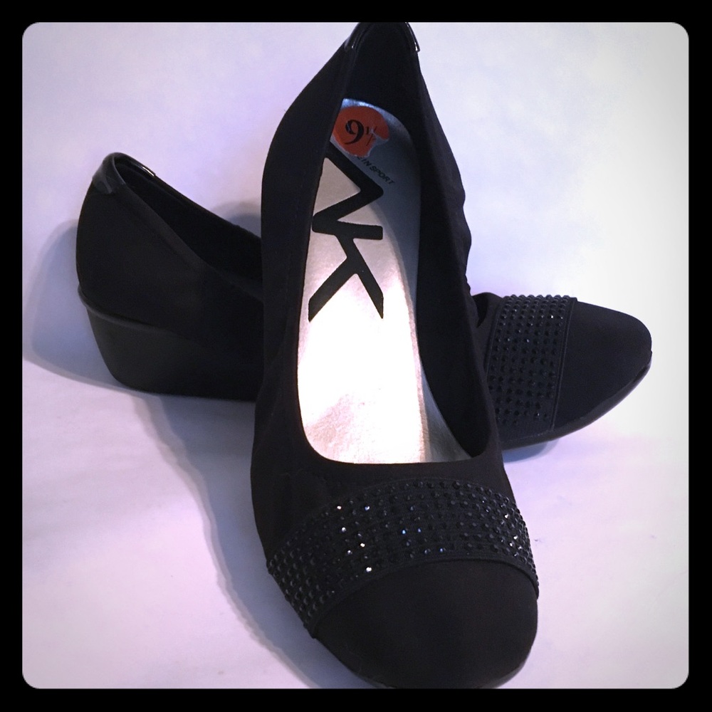Black wedge w/rhinestones Anne KLEIN Sport
